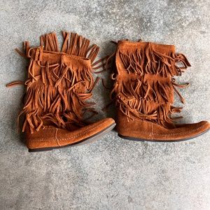 Minnetonka Fringe Boots